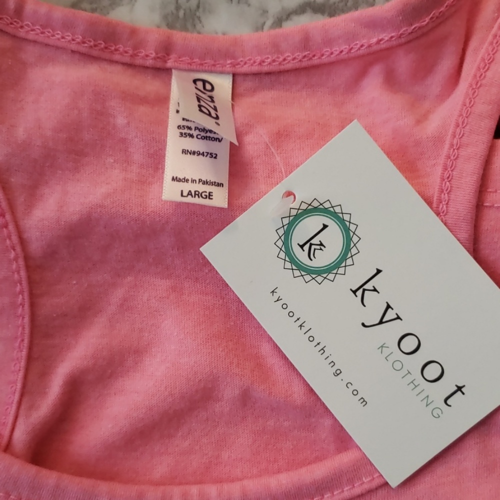 🛍️ - Picture 2 of 2